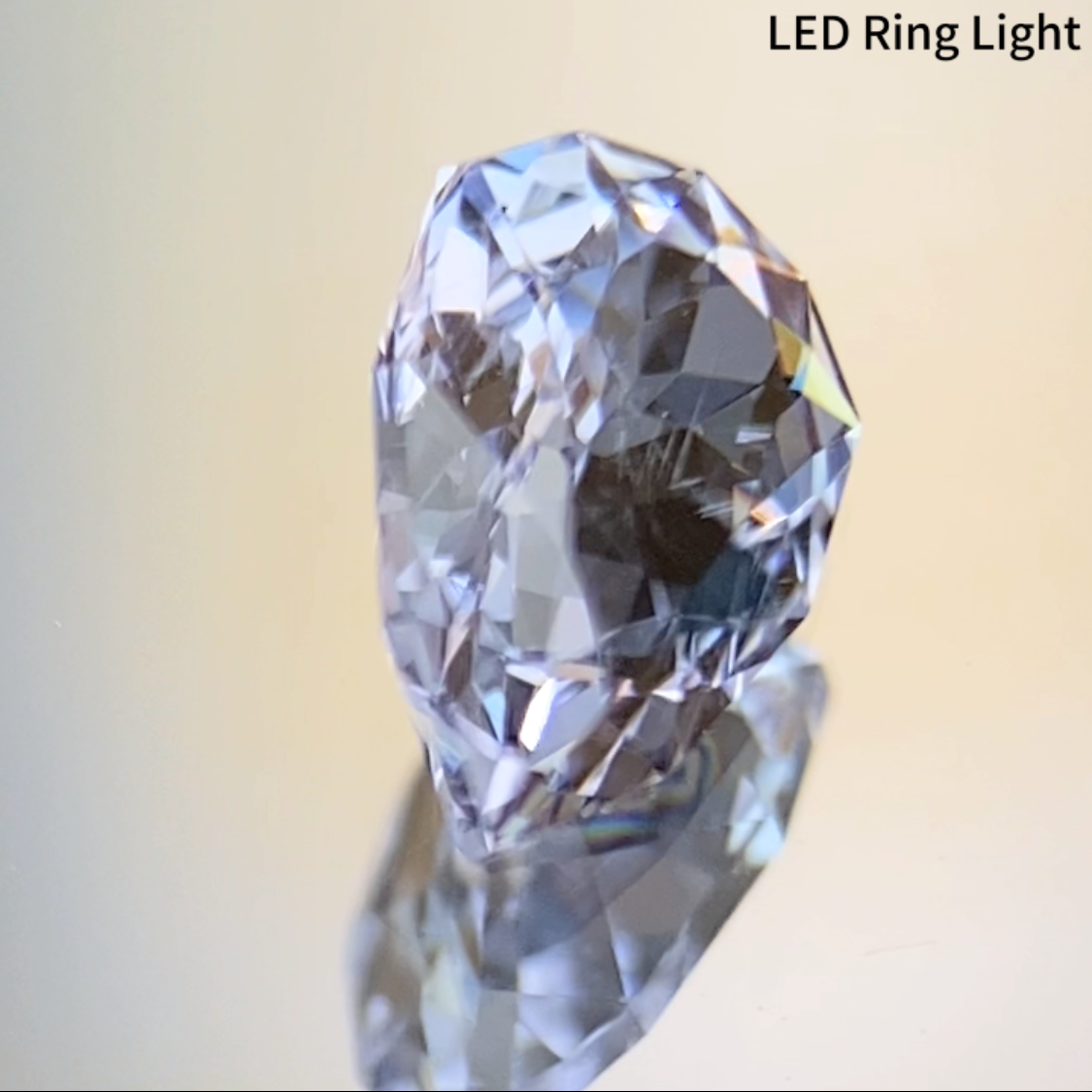 Near Colorless Spinel 0.352ct / Vietnam