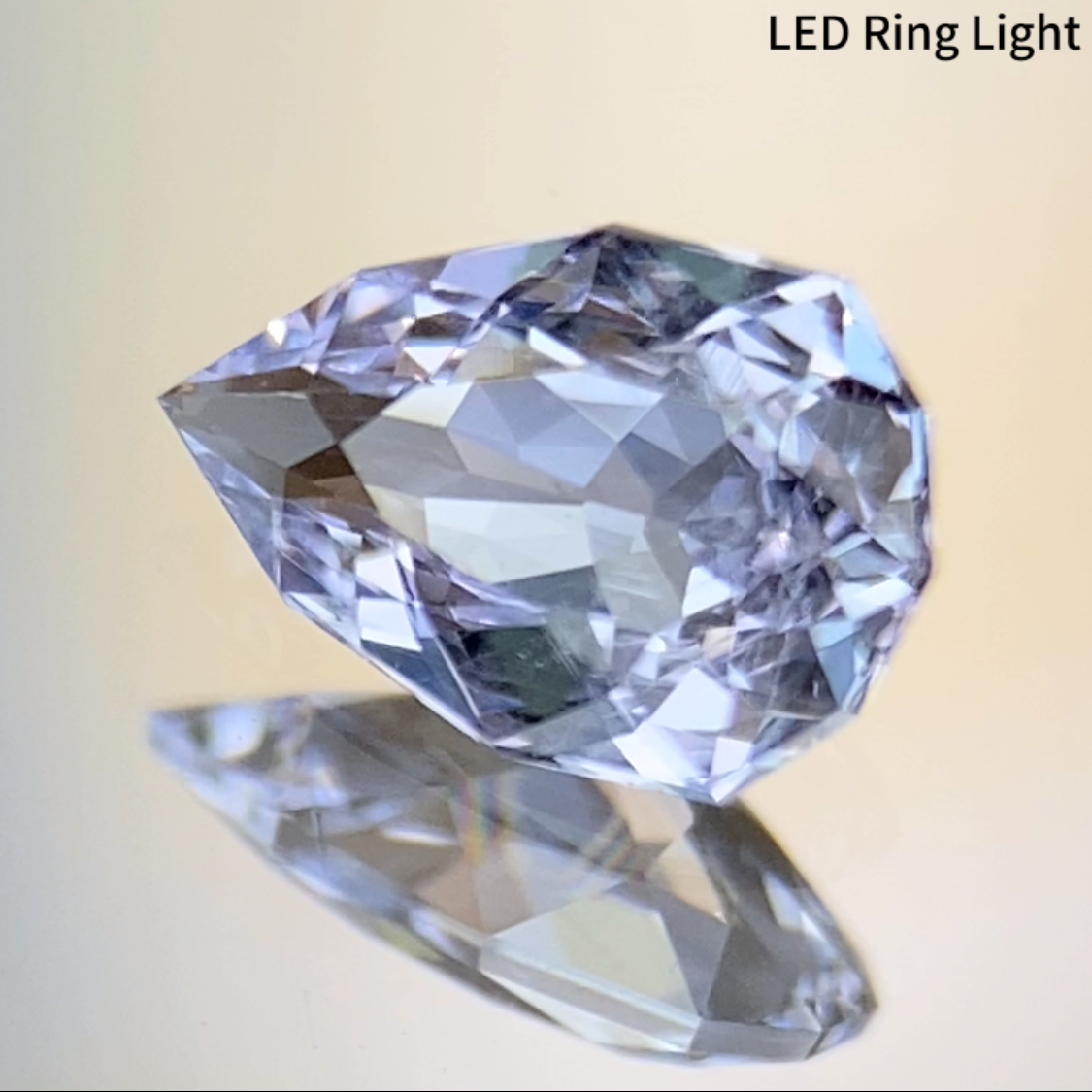 Near Colorless Spinel 0.352ct / Vietnam