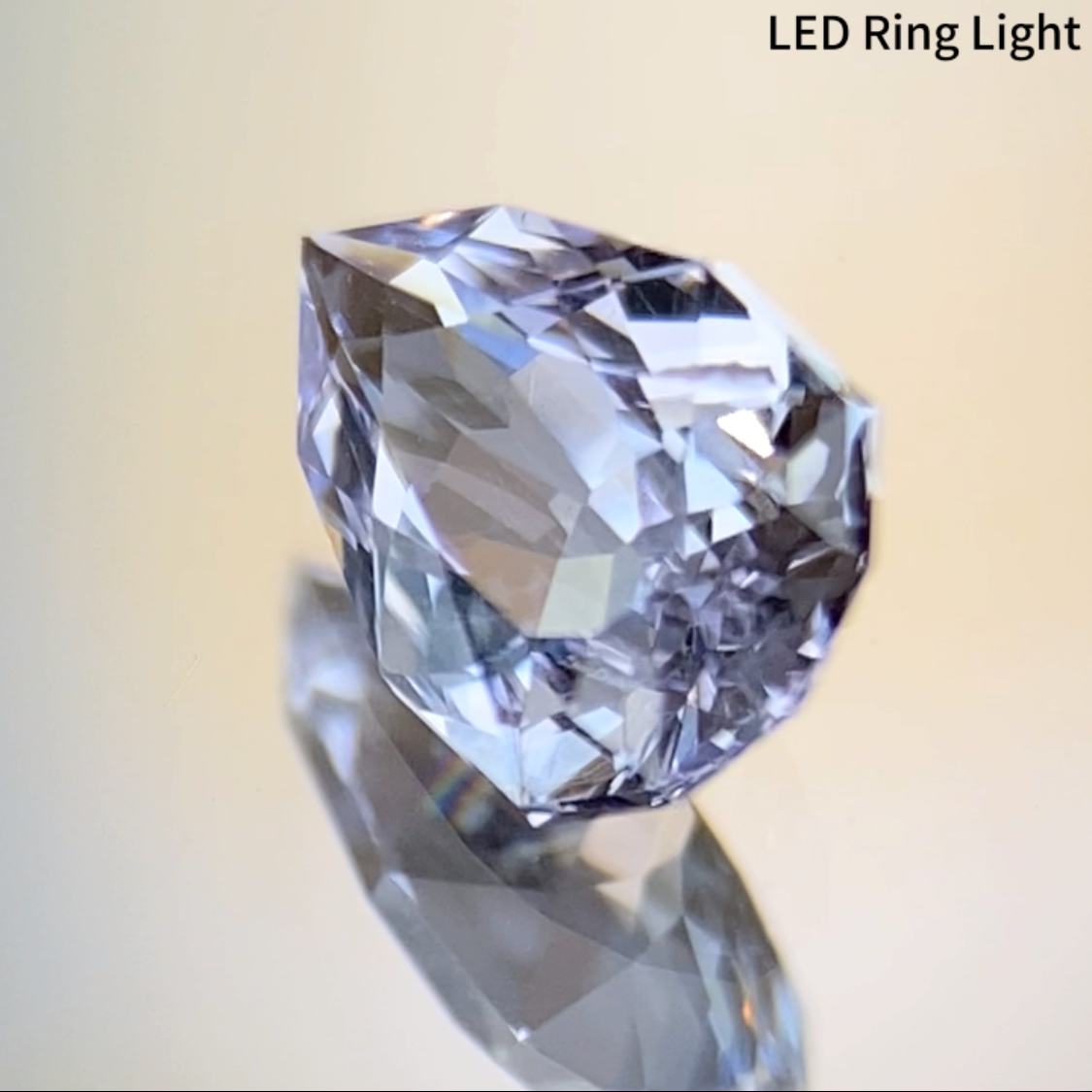 Near Colorless Spinel 0.352ct / Vietnam