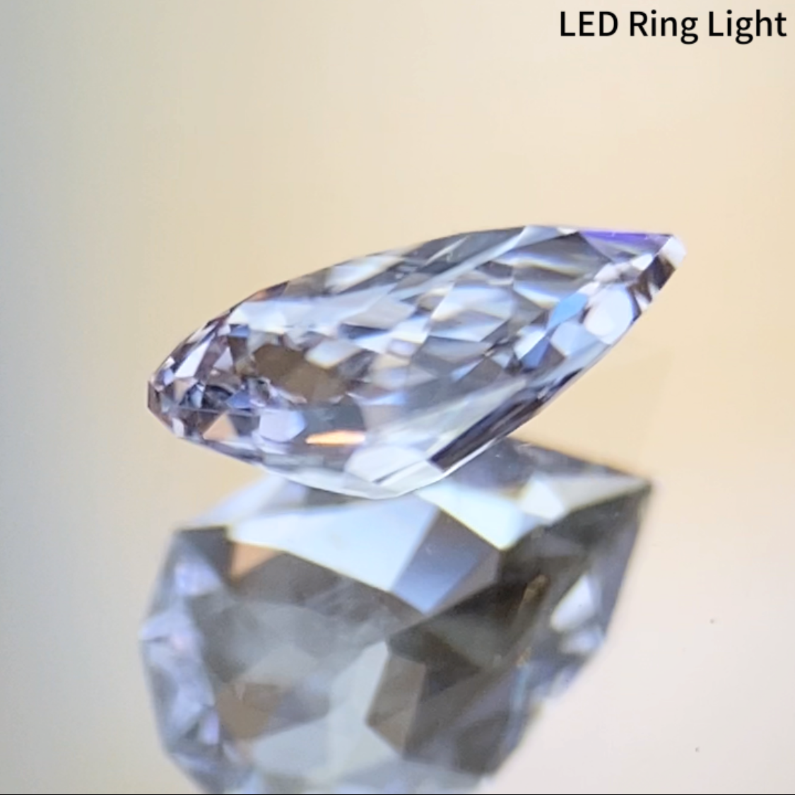 Near Colorless Spinel 0.352ct / Vietnam