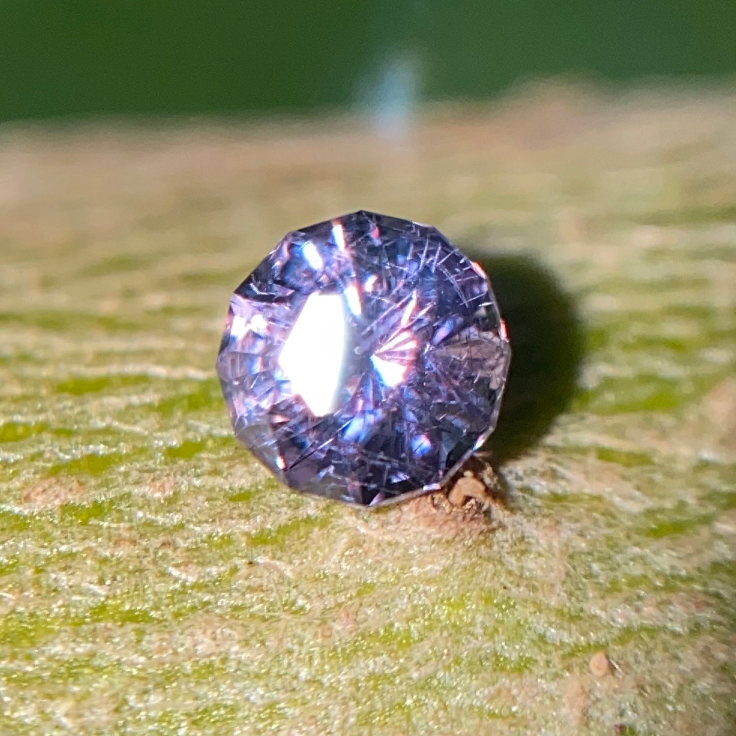 Color Change Garnet 0.137ct / Bekily(Madagascar)