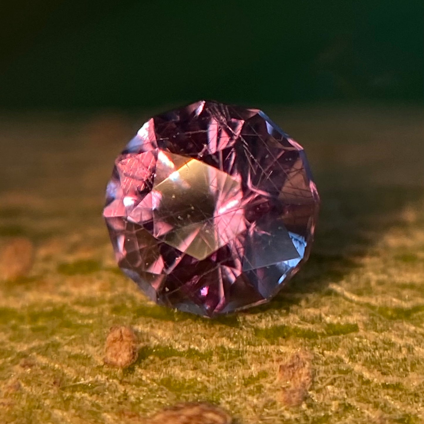 Color Change Garnet 0.137ct / Bekily(Madagascar)