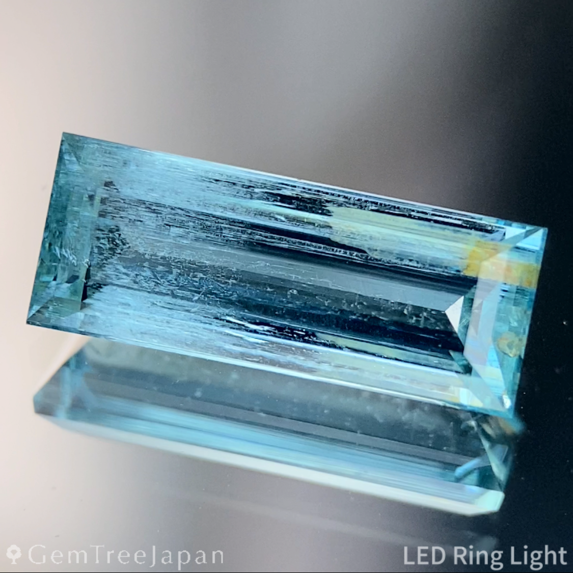 Aquamarine 2.091ct / Nigeria
