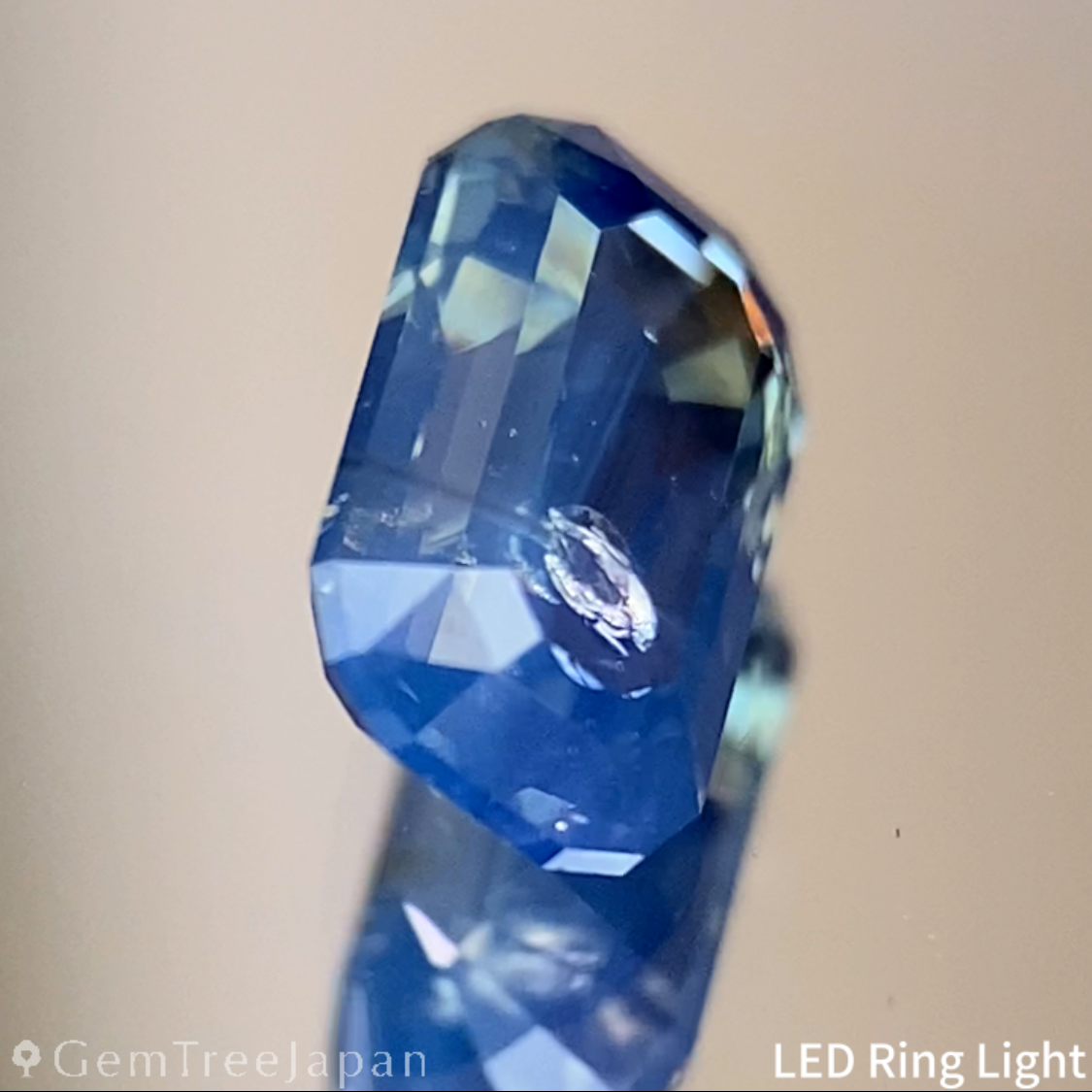 Silky Greenish Blue Sapphire 0.707ct / Cameroon
