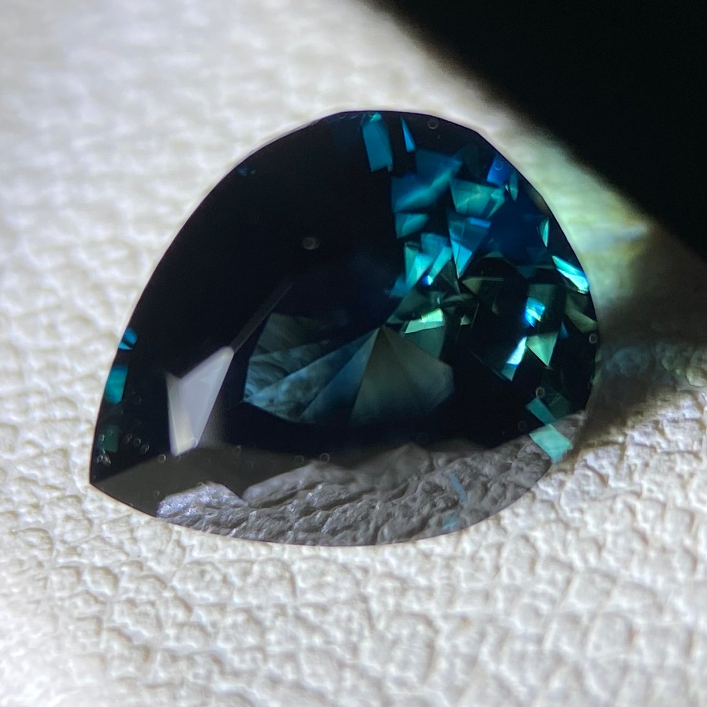 Sapphire 2.423ct / Nigeria