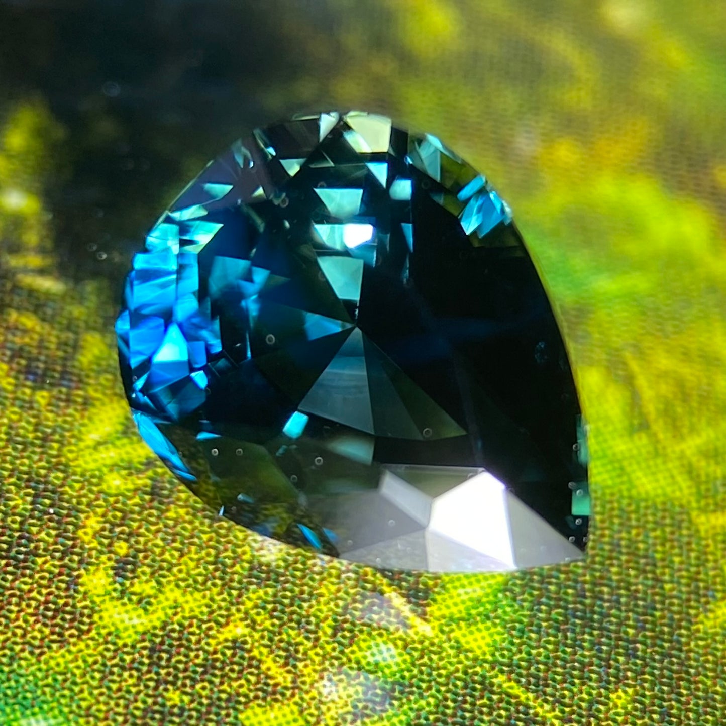 Dark Greenish Blue Sapphire 2.423ct / Nigeria