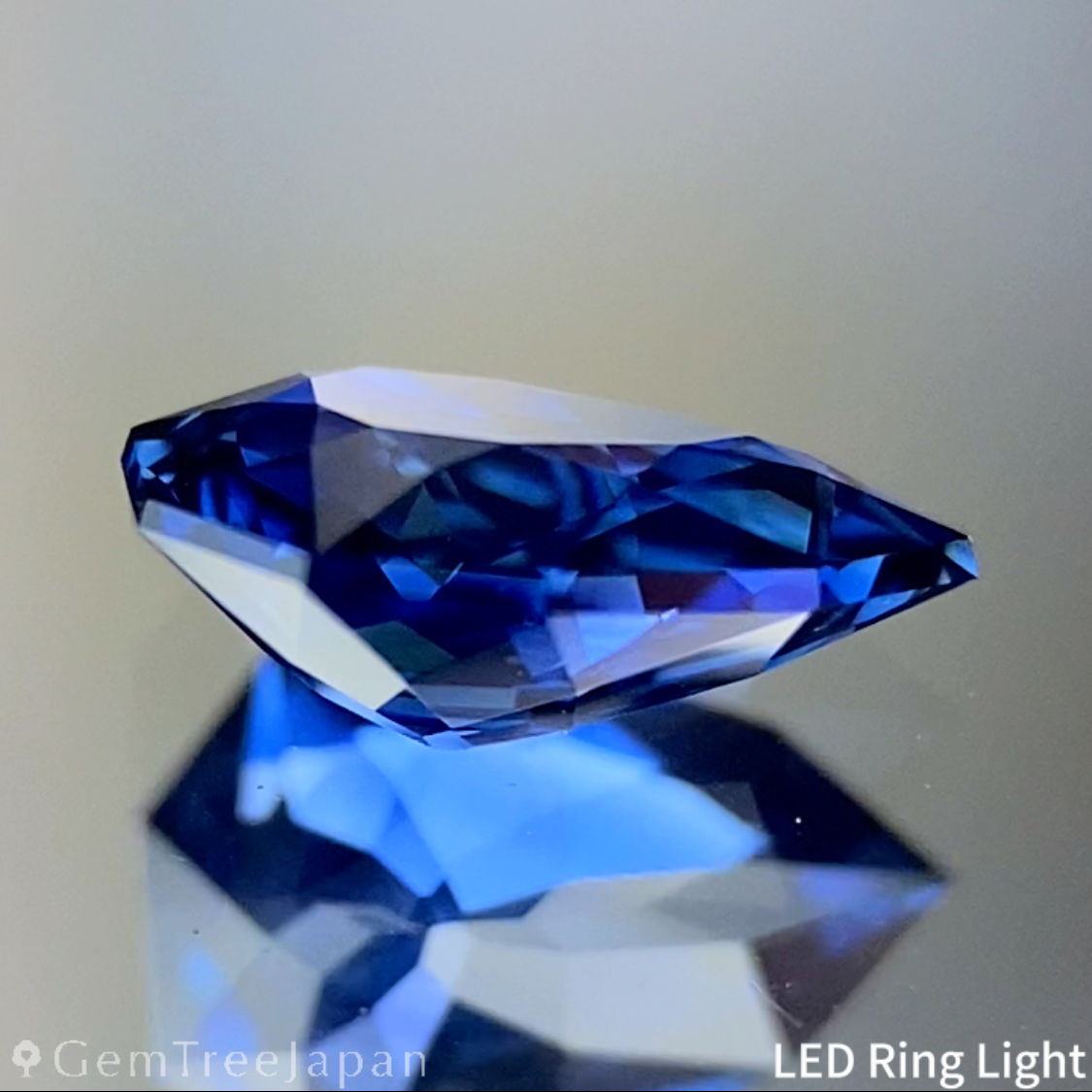 Cornflower Blue Sapphire 0.623ct / Nigeria