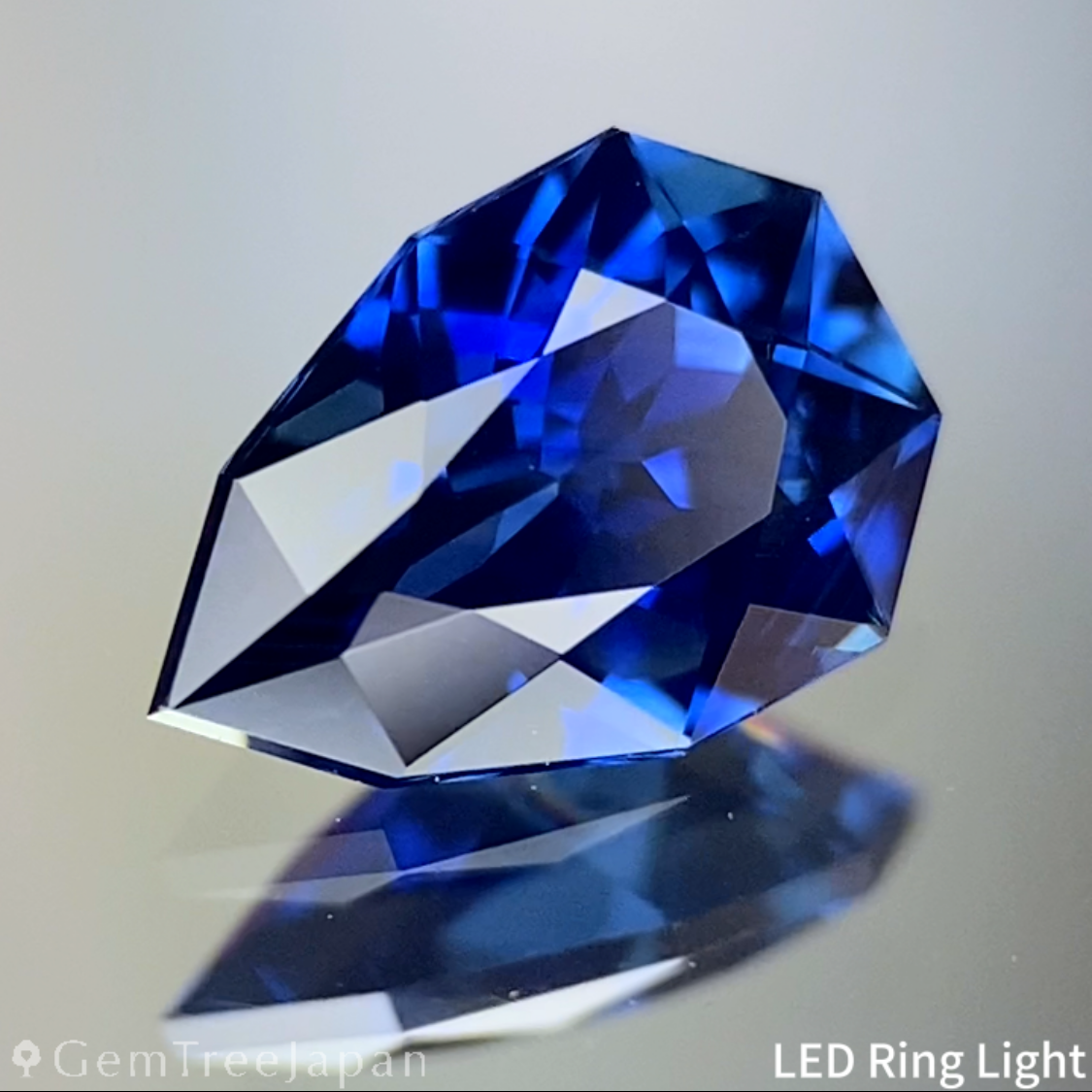 Cornflower Blue Sapphire 0.623ct / Nigeria