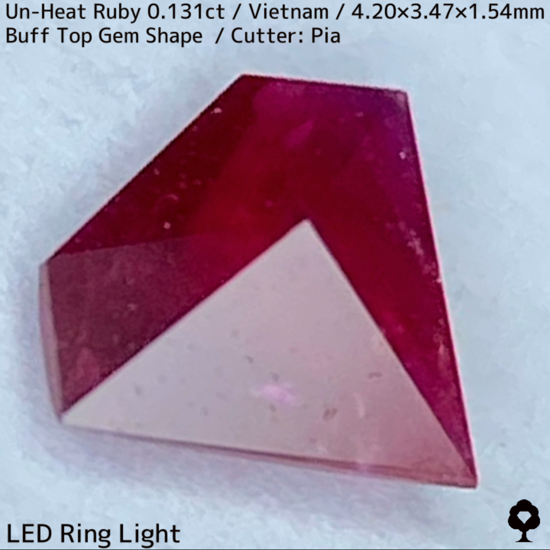 Un-Heat Ruby 0.131ct / Vietnam / BuffTop GemShape(Type1) ”Made from rough stone”