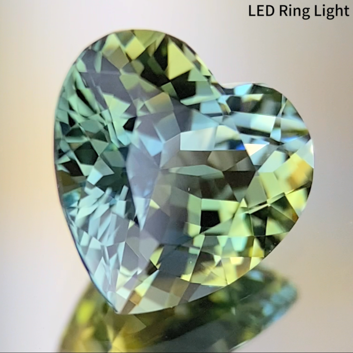 Parti-Color Sapphire 1.794ct / Kanchanaburi