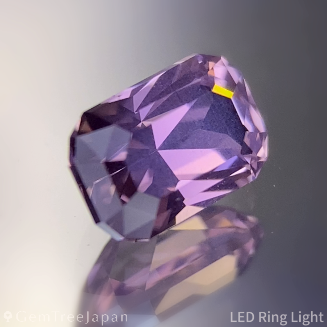 Un-Heat Sapphire 0.942ct / Madagascar