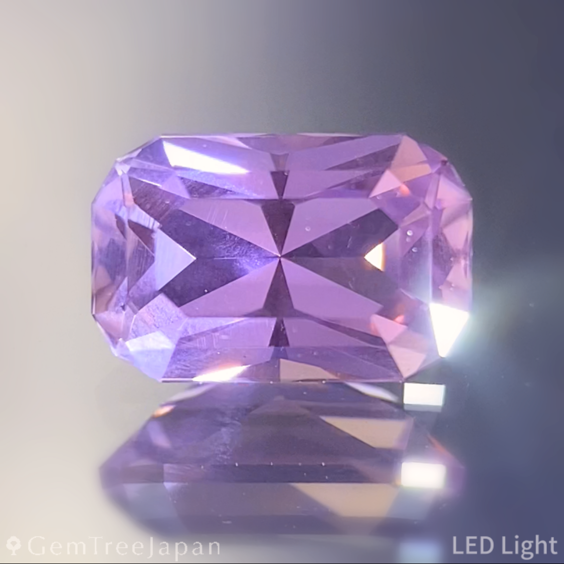 Un-Heat Sapphire 0.942ct / Madagascar