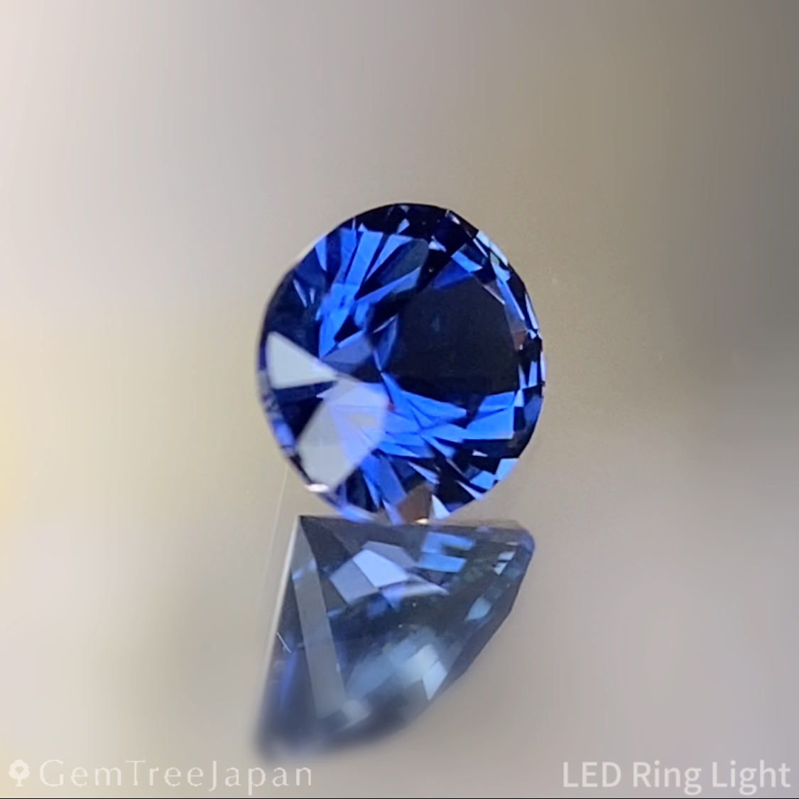 Cornflower Blue Sapphire 0.375ct / Sri Lanka