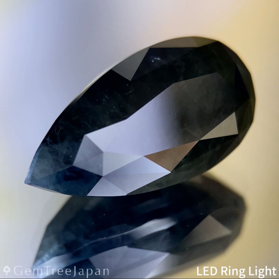Dark Greenish Blue Sapphire 9.718ct / Thailand