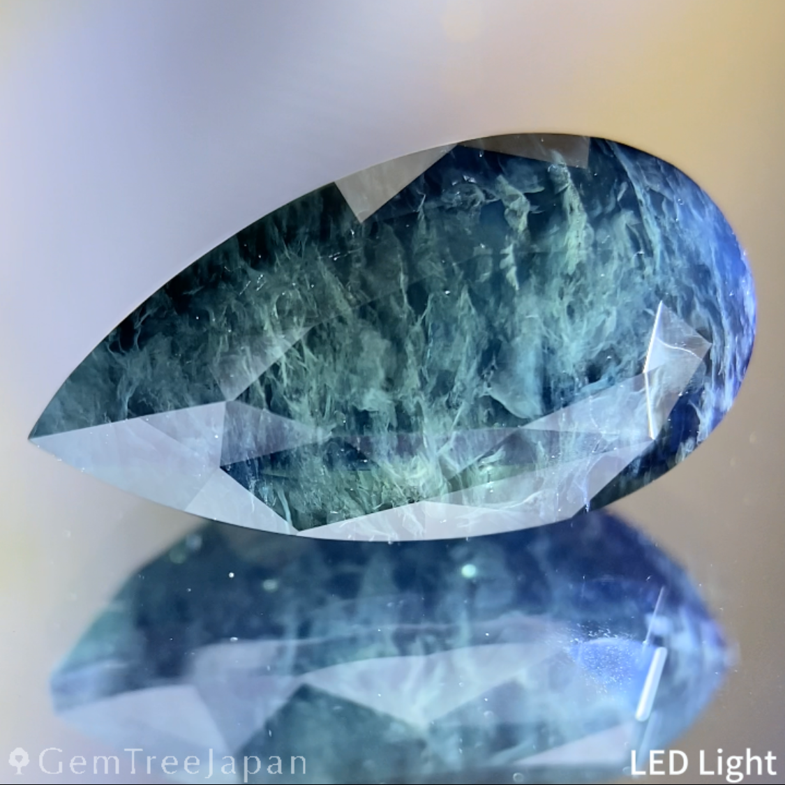 Dark Greenish Blue Sapphire 9.718ct / Thailand