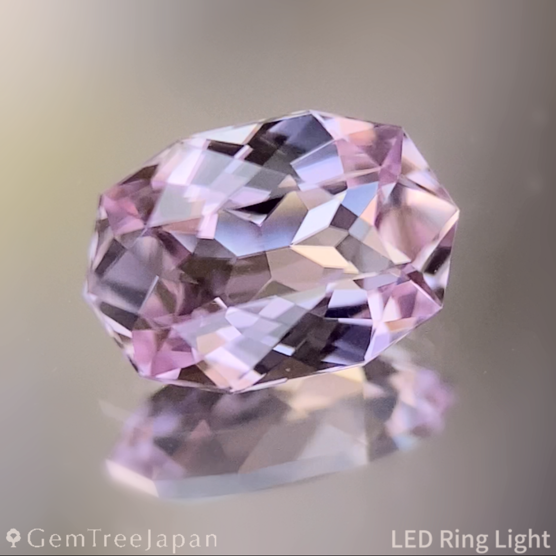 Diaspore 0.725ct / Turkey