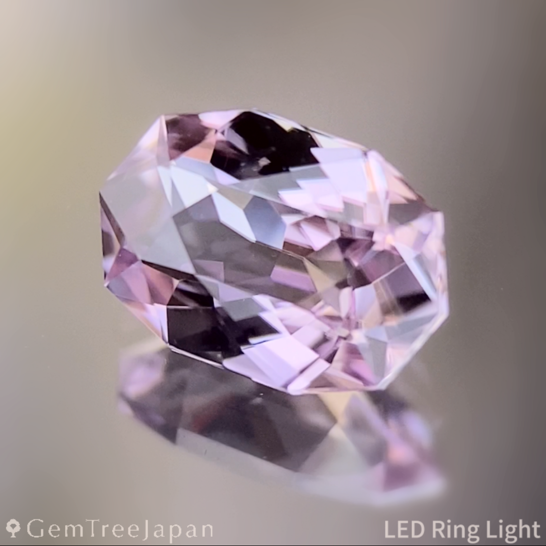 Diaspore 0.725ct / Turkey