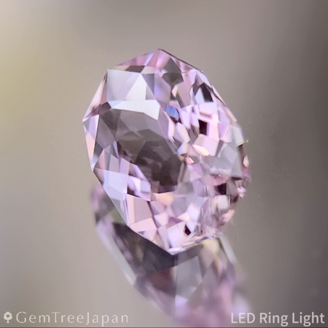 Diaspore 0.725ct / Turkey
