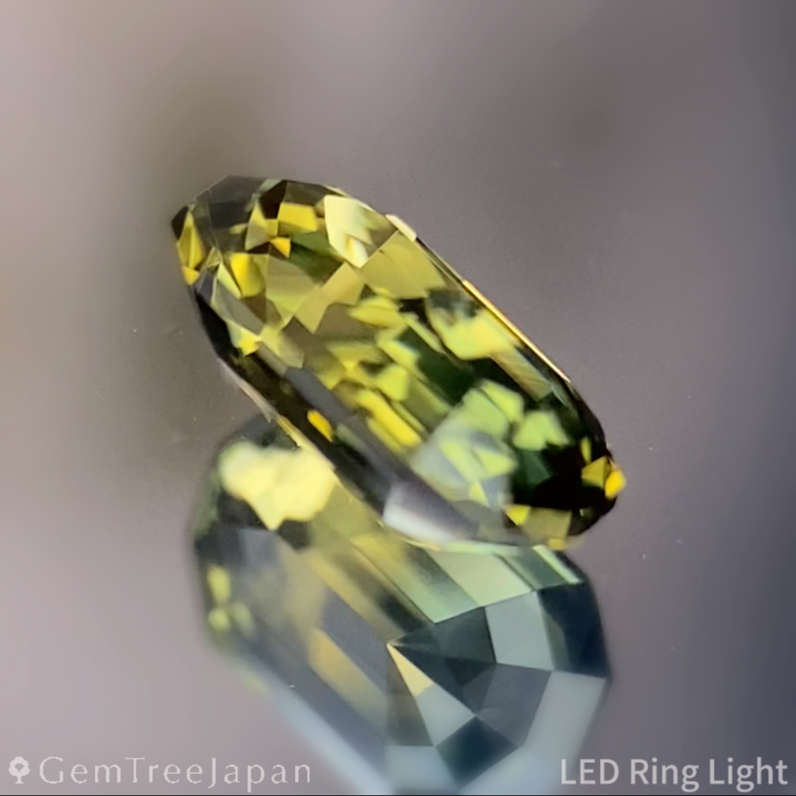 Un-Heat Parti-Color Sapphire 0.630ct / Madagascar