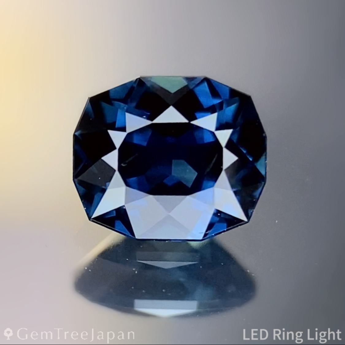Deep Indigo Blue Sapphire 0.561ct / Thailand