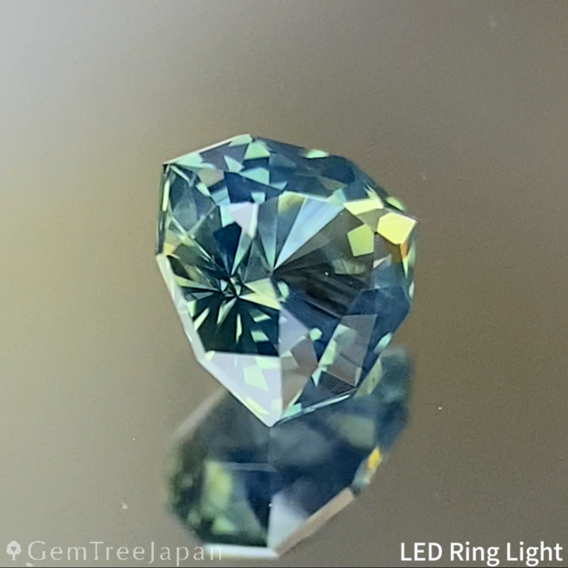 Greenish Blue Sapphire 0.283ct / Nigeria