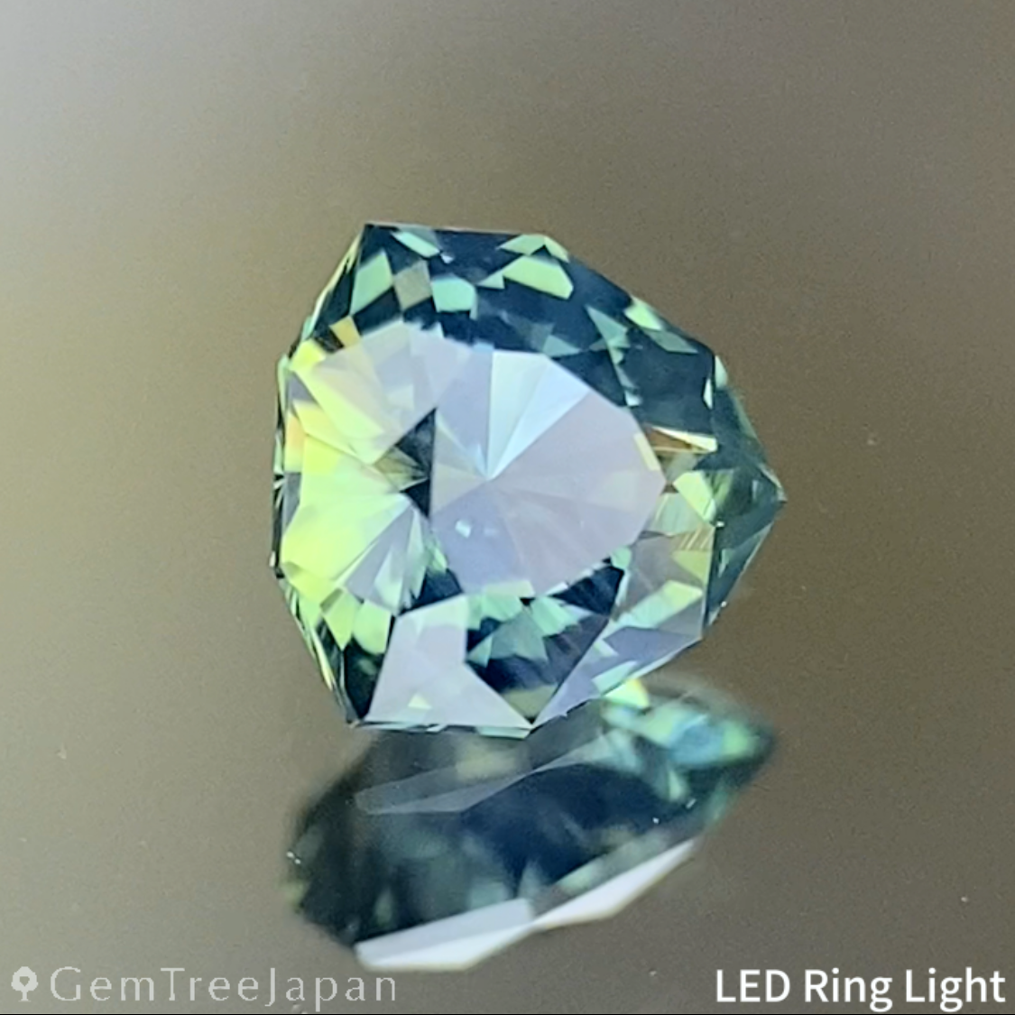 Greenish Blue Sapphire 0.283ct / Nigeria