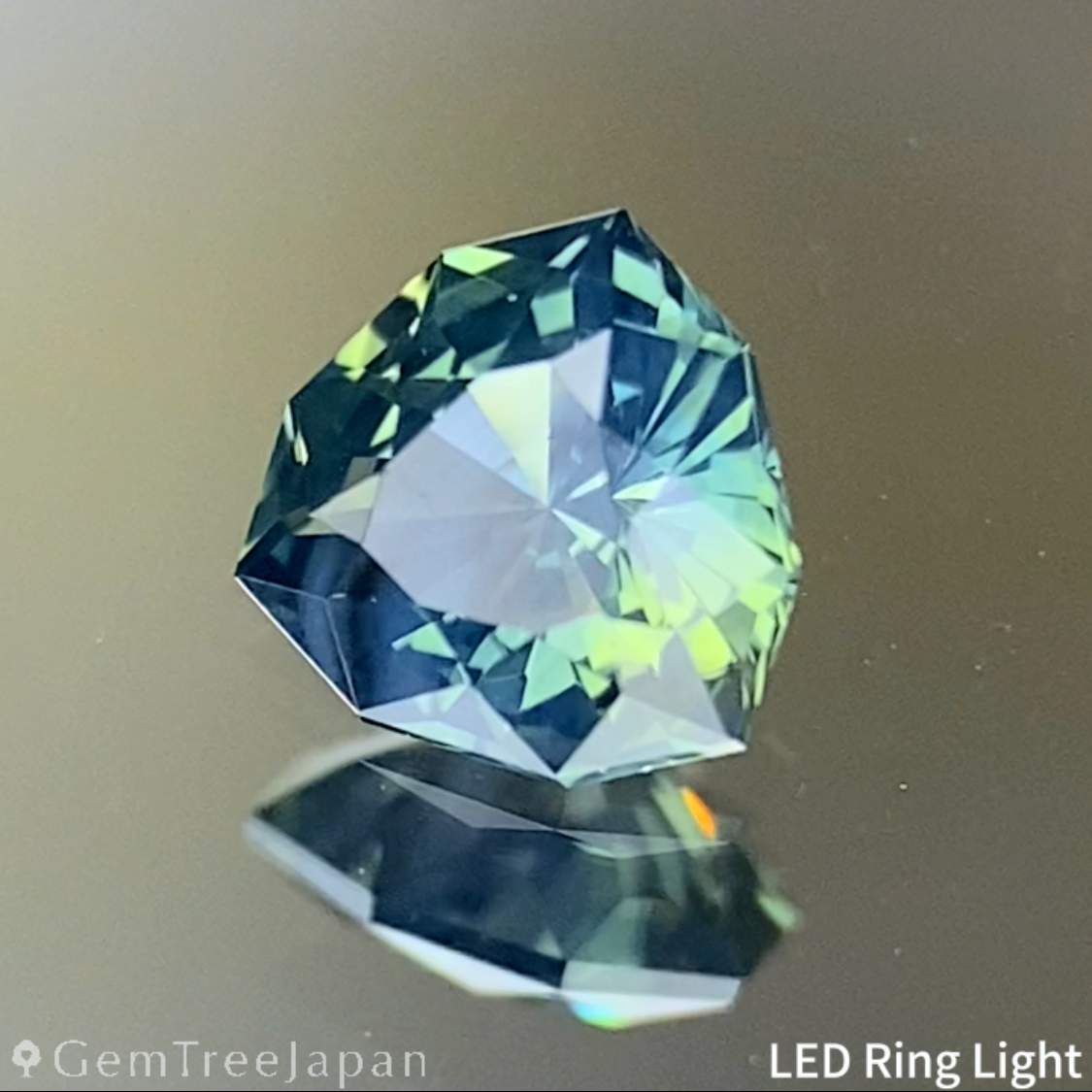 Greenish Blue Sapphire 0.283ct / Nigeria
