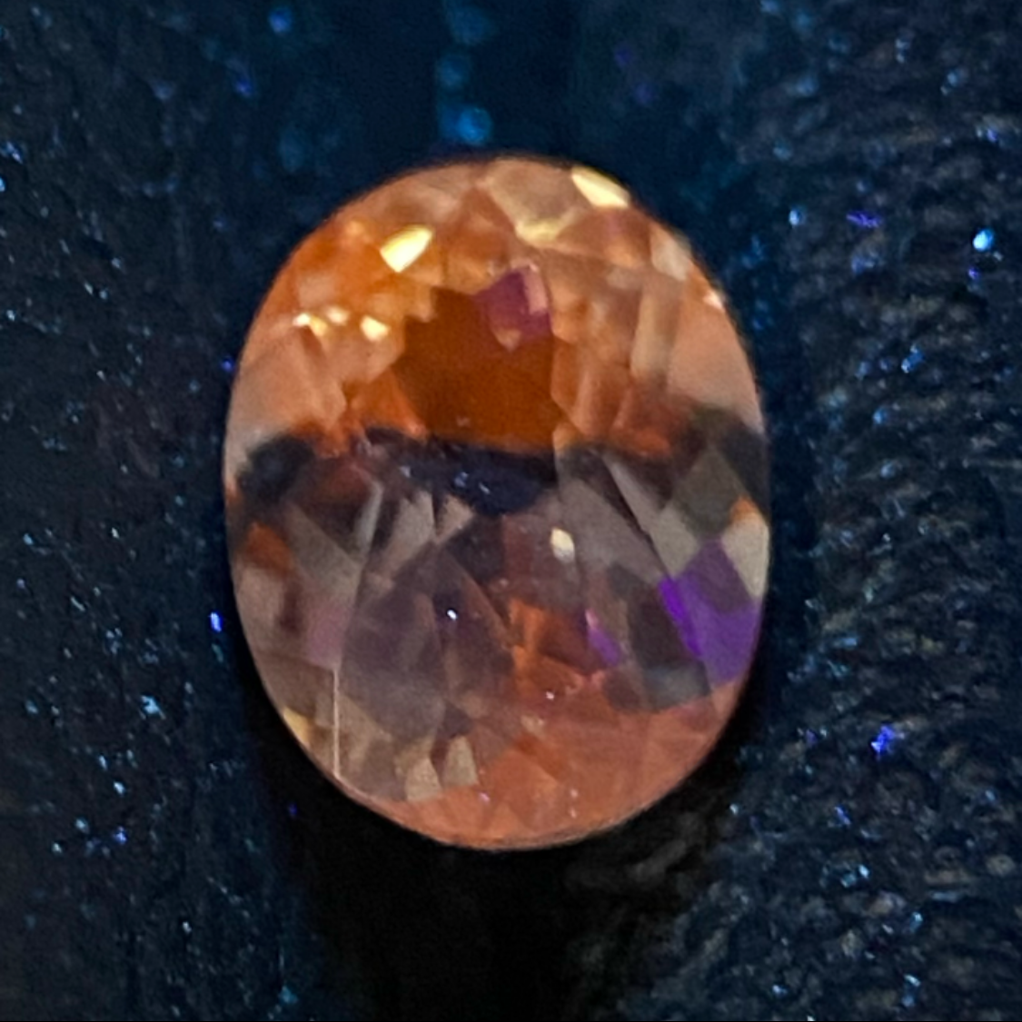 Parti-Color Sapphire 0.355ct / Sri Lanka