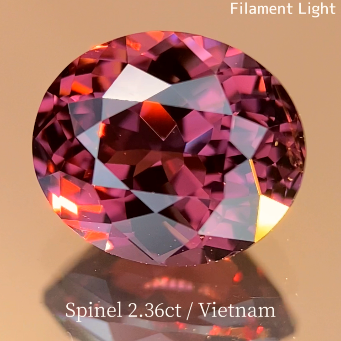 Spinel 2.366ct / Vietnam