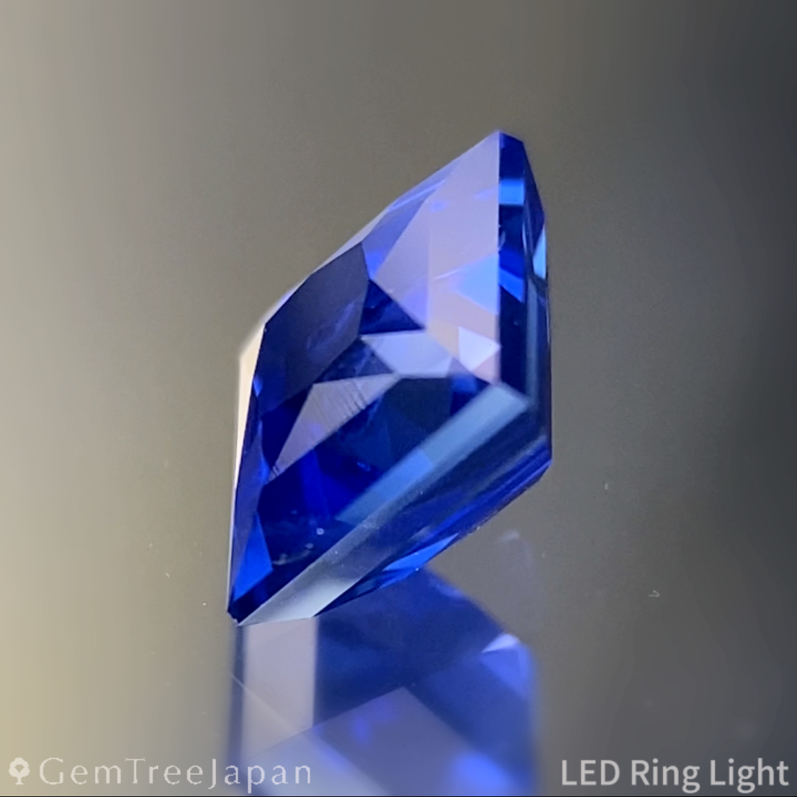 Cornflower Blue Sapphire 1.099ct / Burma