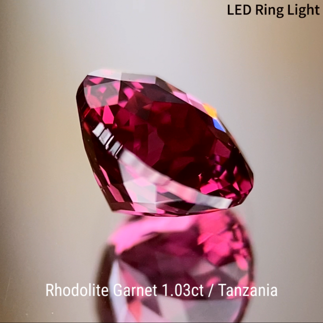 Rhodolite Garnet 1.08ct / Tanzania
