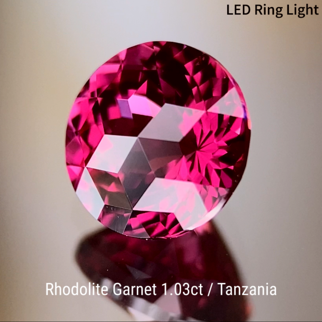 Rhodolite Garnet 1.08ct / Tanzania