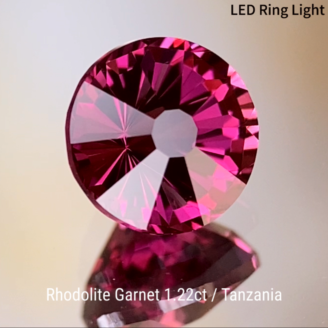Rhodolite Garnet 1.22ct / Tanzania
