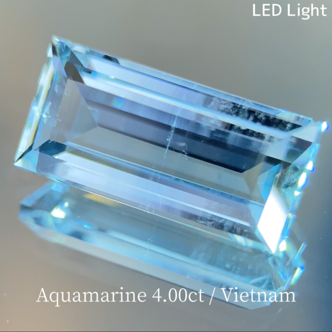 Aquamarine 4.004ct / Vietnam