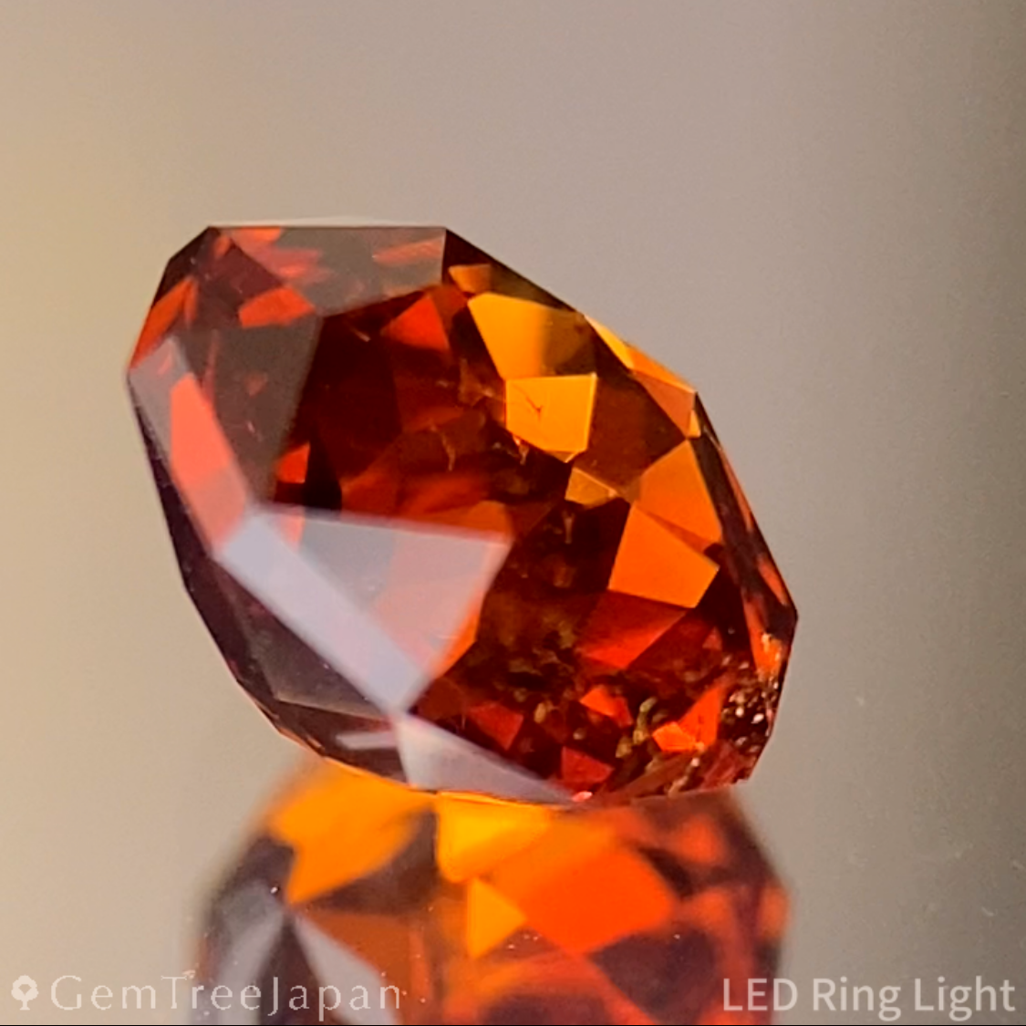Spessartine Garnet 1.361ct / Nigeria