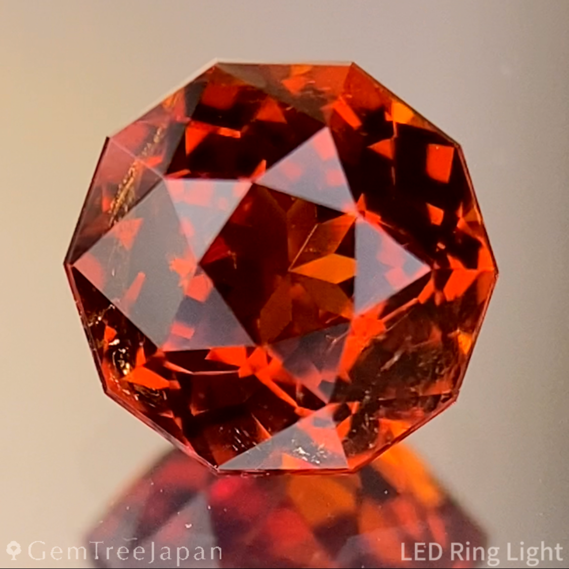 Spessartine Garnet 1.361ct / Nigeria