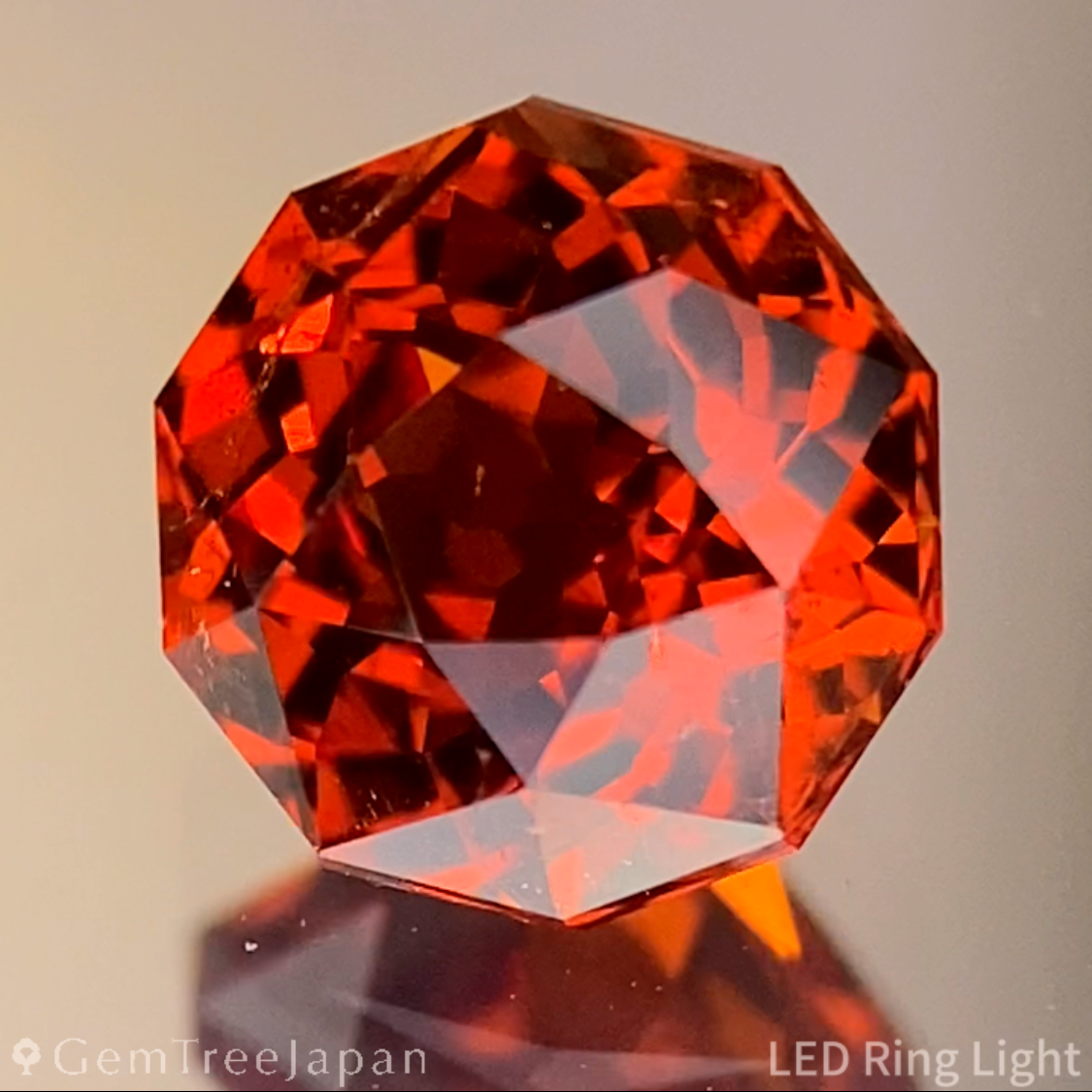 Spessartine Garnet 1.361ct / Nigeria