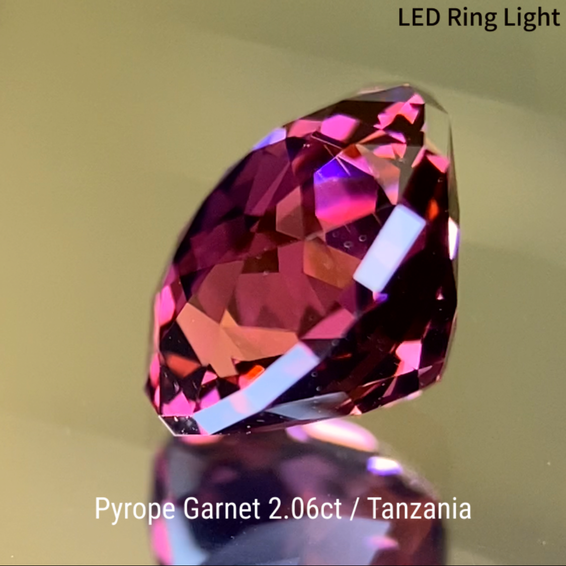 Pyrope Garnet 2.061ct / Tanzania