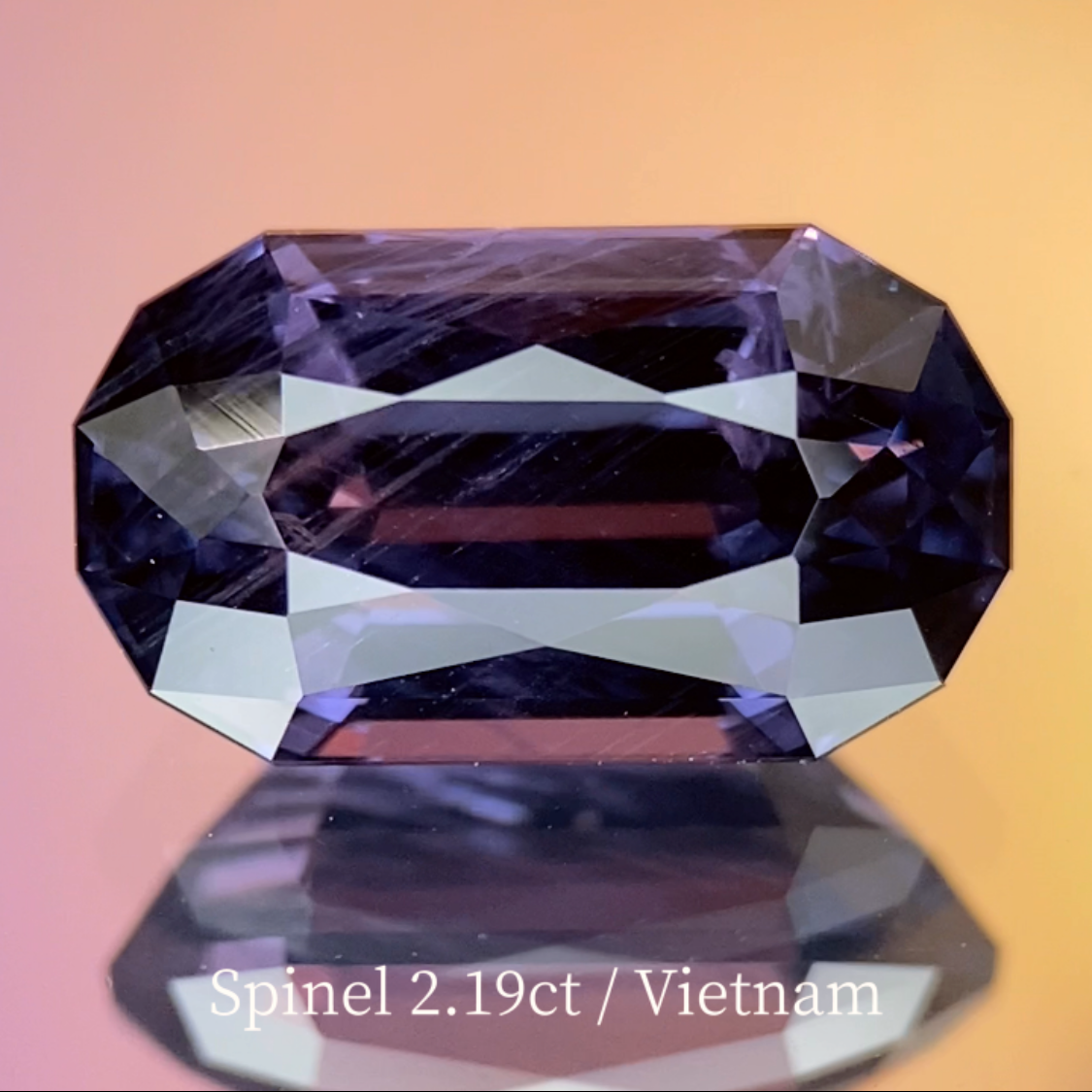 Purple-Violet Spinel 2.198ct / Vietnam