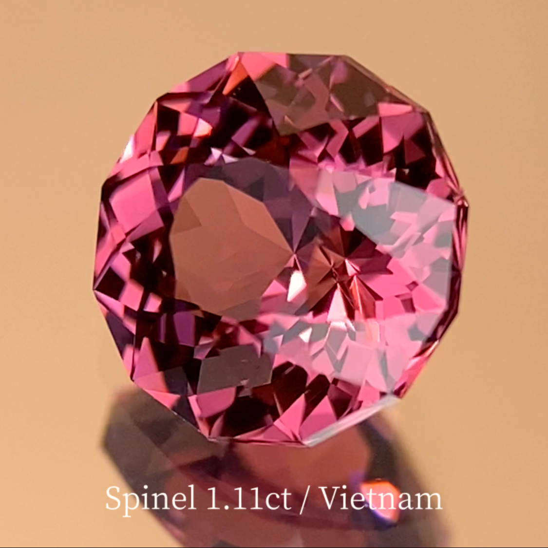 Pink Spinel 1.108ct / Vietnam