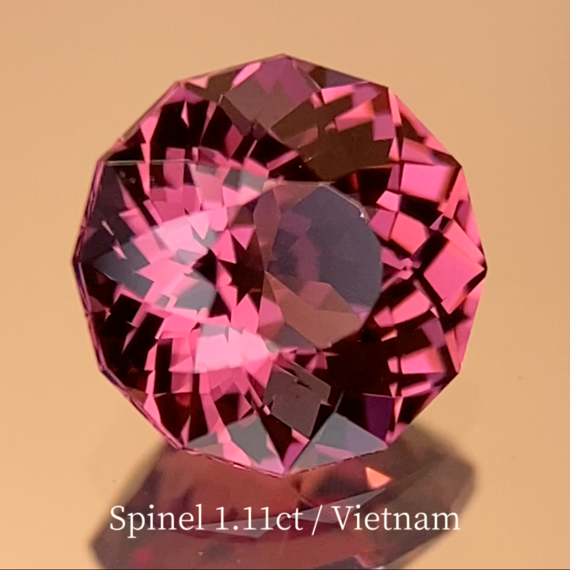 Pink Spinel 1.108ct / Vietnam