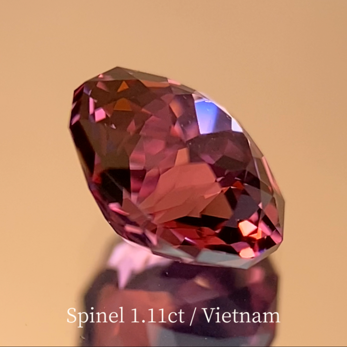 Pink Spinel 1.108ct / Vietnam
