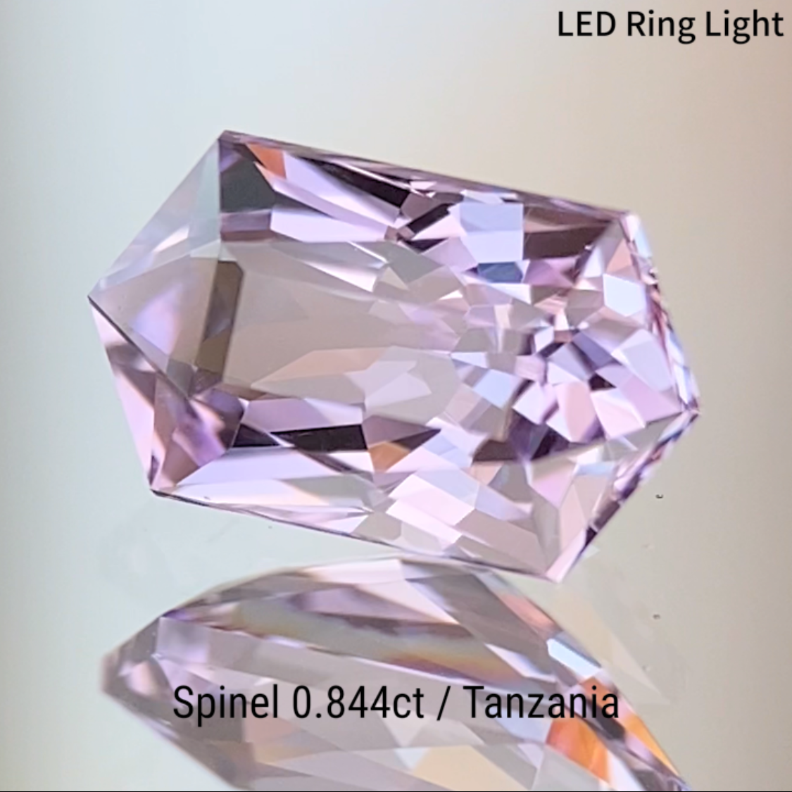 Light Lavender Spinel 0.844ct / Tanzania