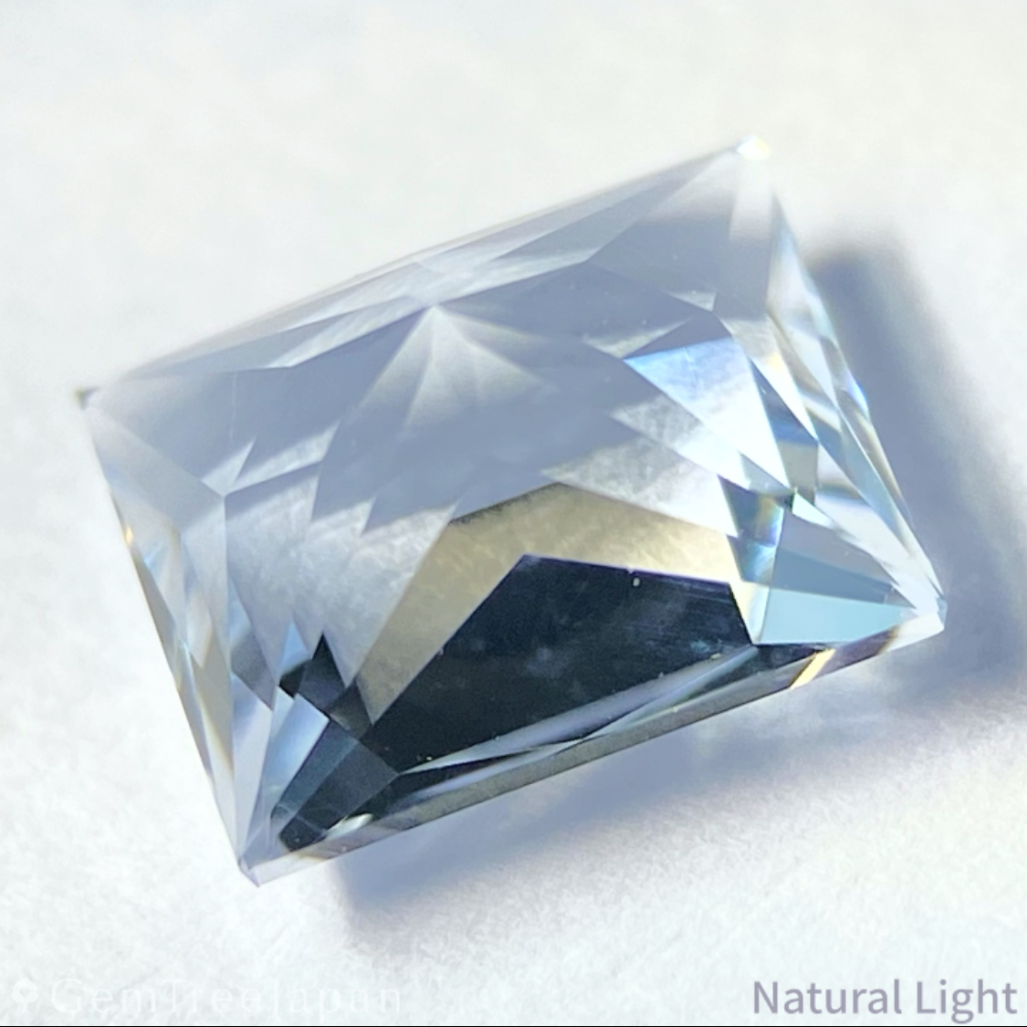 Beryl (Blue Beryl) 1.26ct / Brazil