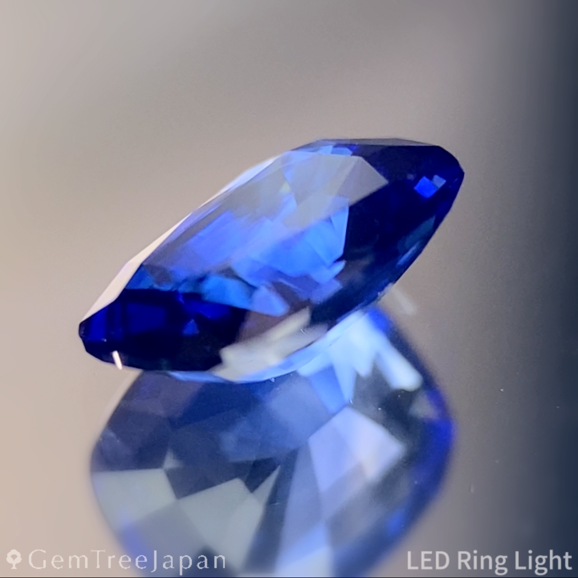Cornflower Blue Sapphire 1.058ct / Burma