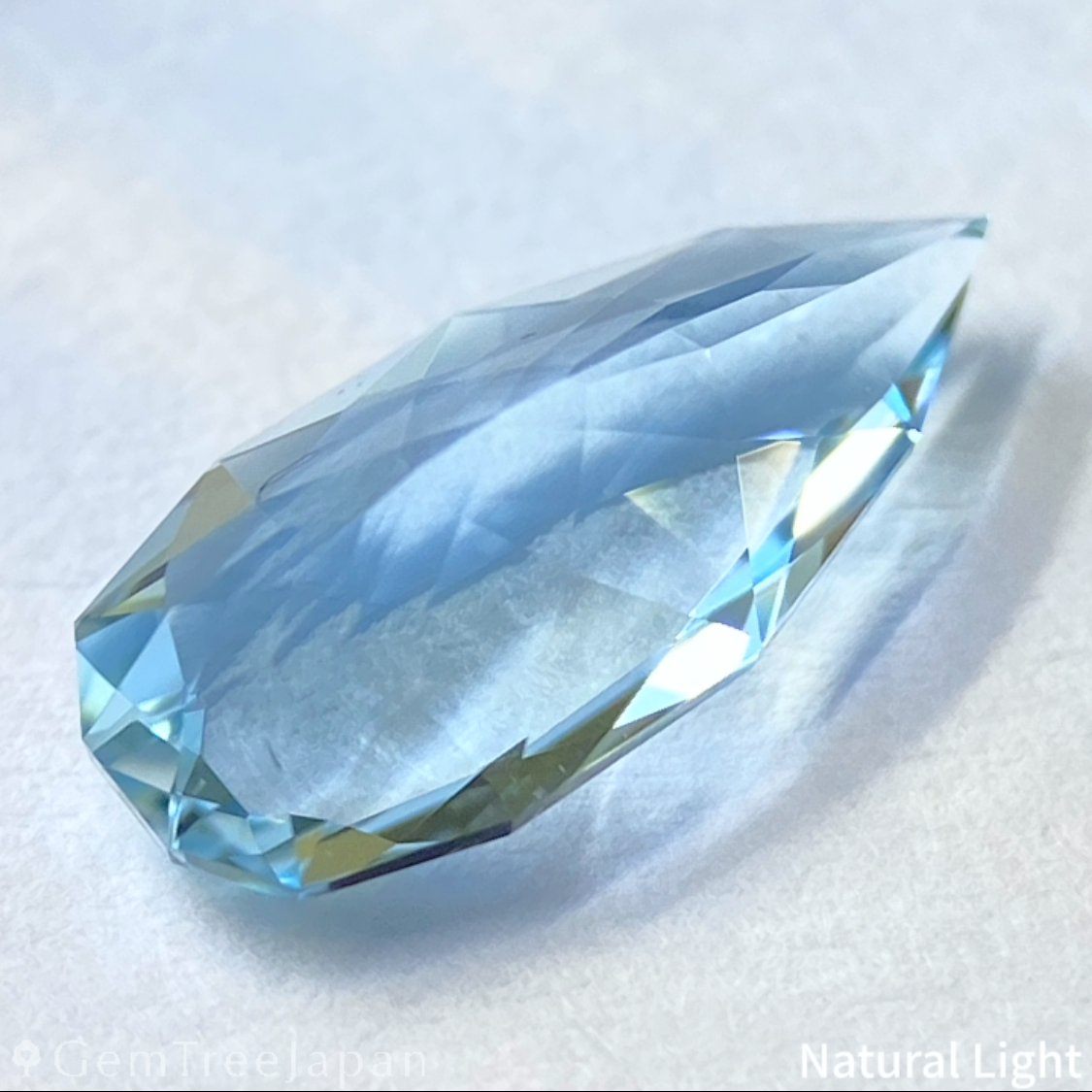 Aquamarine 1.21ct / Madagascar