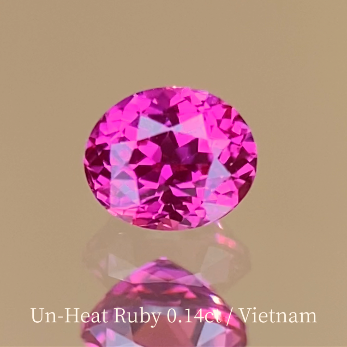 Un-Heat Ruby 0.141ct / Vietnam