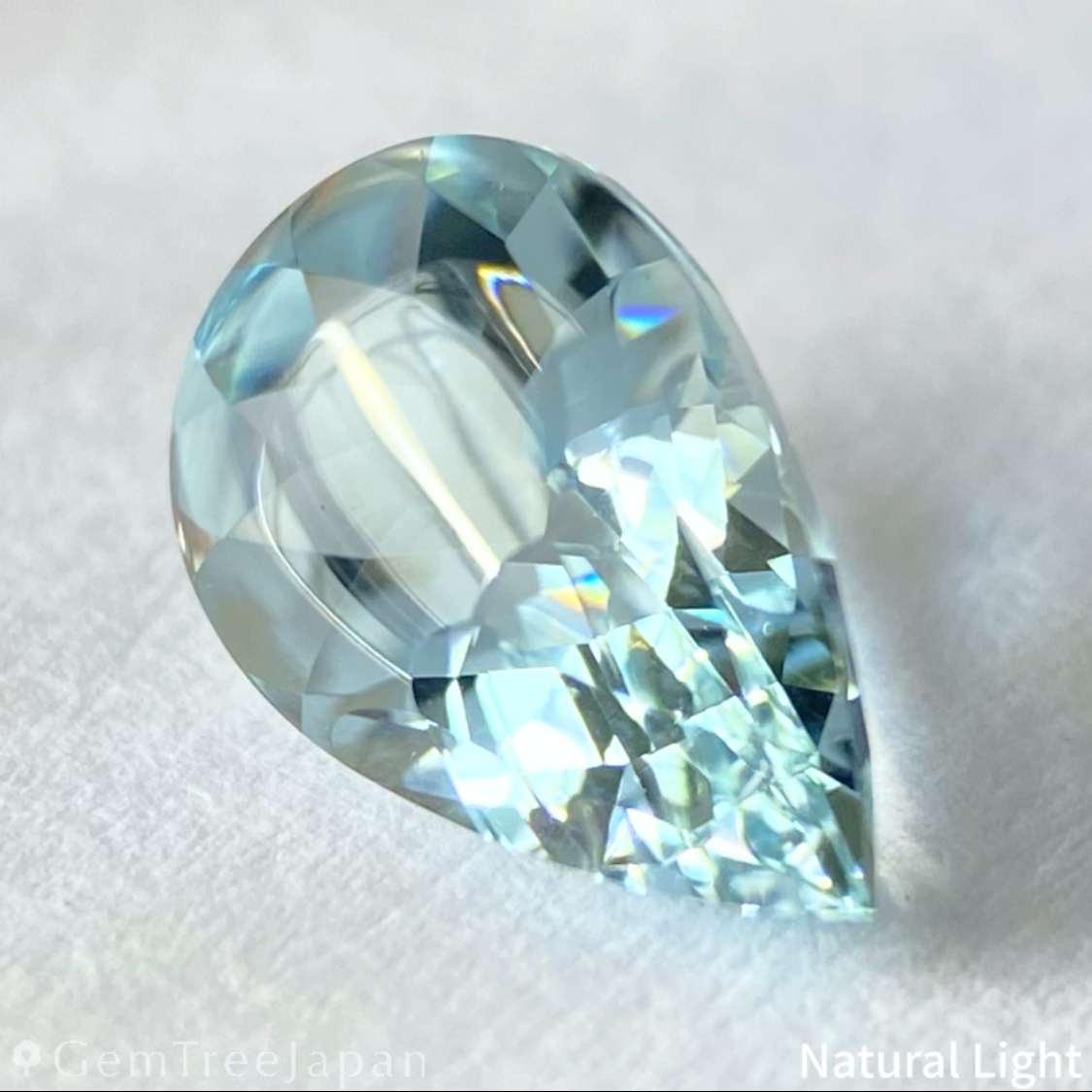 Aquamarine 1.29ct / Madagascar