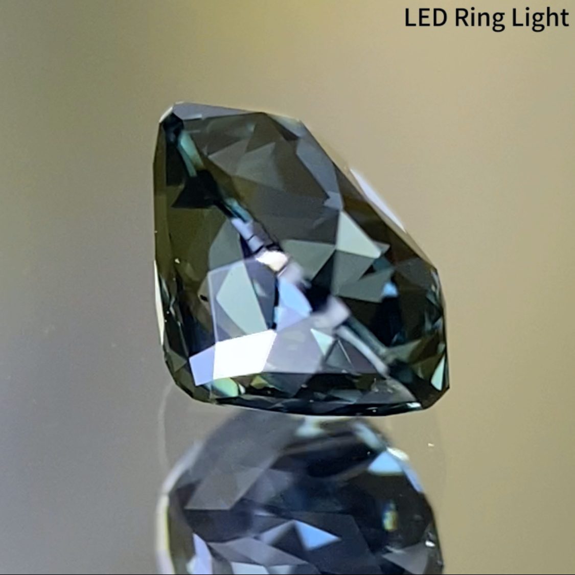 Un-Heat Sapphire 0.934ct / Madagascar