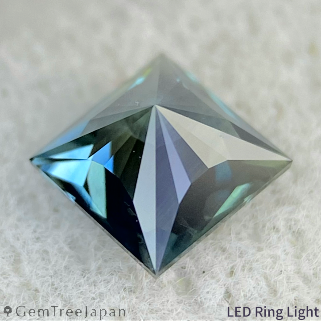 Bluish Green Sapphire 0.603ct / Nigeria